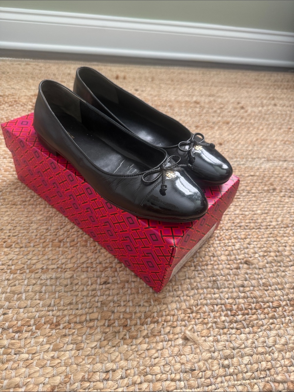 Tory Burch Black Patent Leather Ballet Flats with Bow